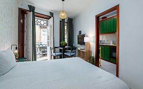 Renovated Feb25 Clerigos Cozy Balcony With Self Check In